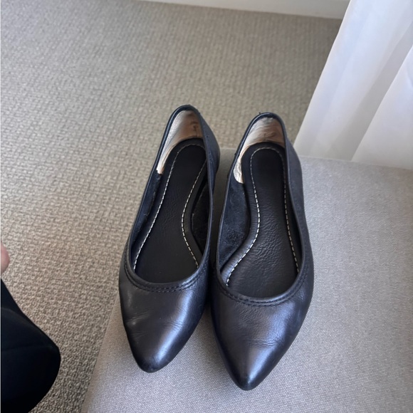 Frye Shoes - Frye Women's Black Leather Loafers